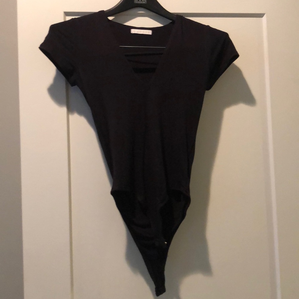 V neck bodysuit